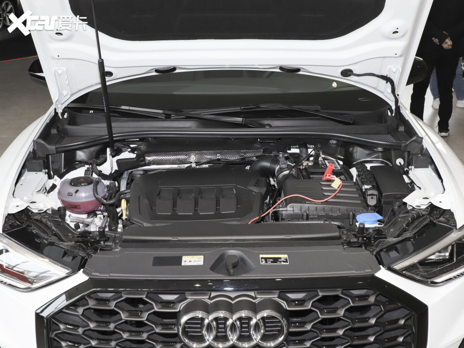 2023?yun)WQ3 Sportback 40 TFSI r(sh)