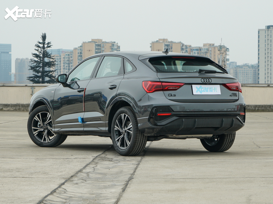 2023WQ3 Sportback Ŀ 40 TFSI r