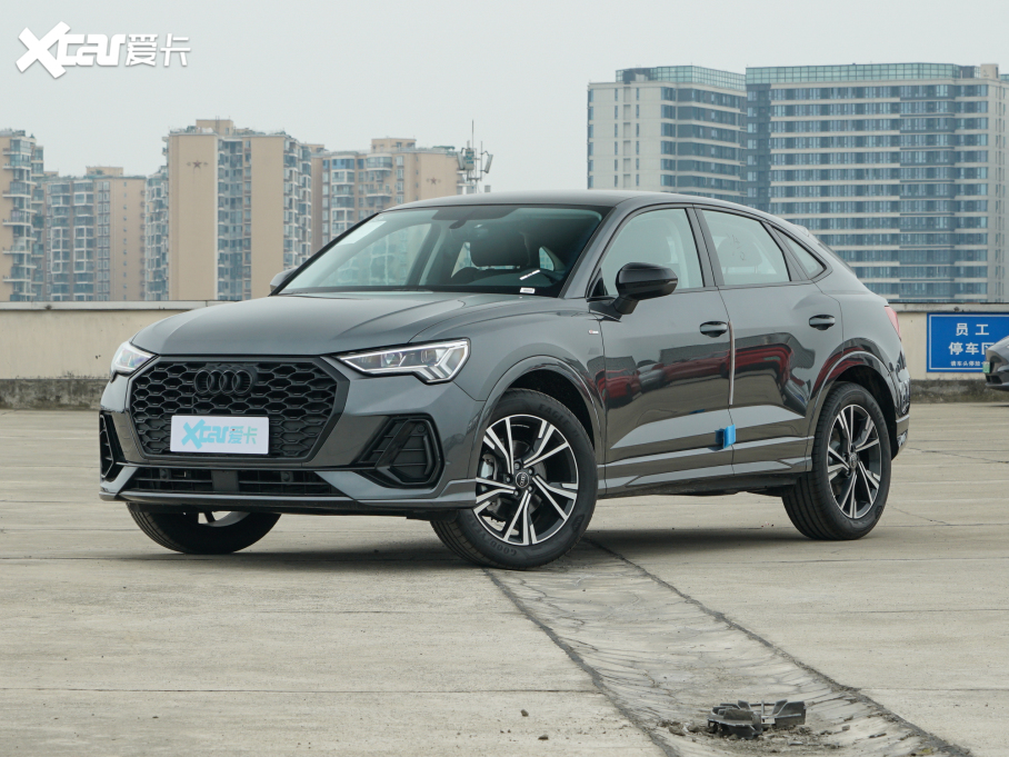 2023WQ3 Sportback Ŀ 40 TFSI r