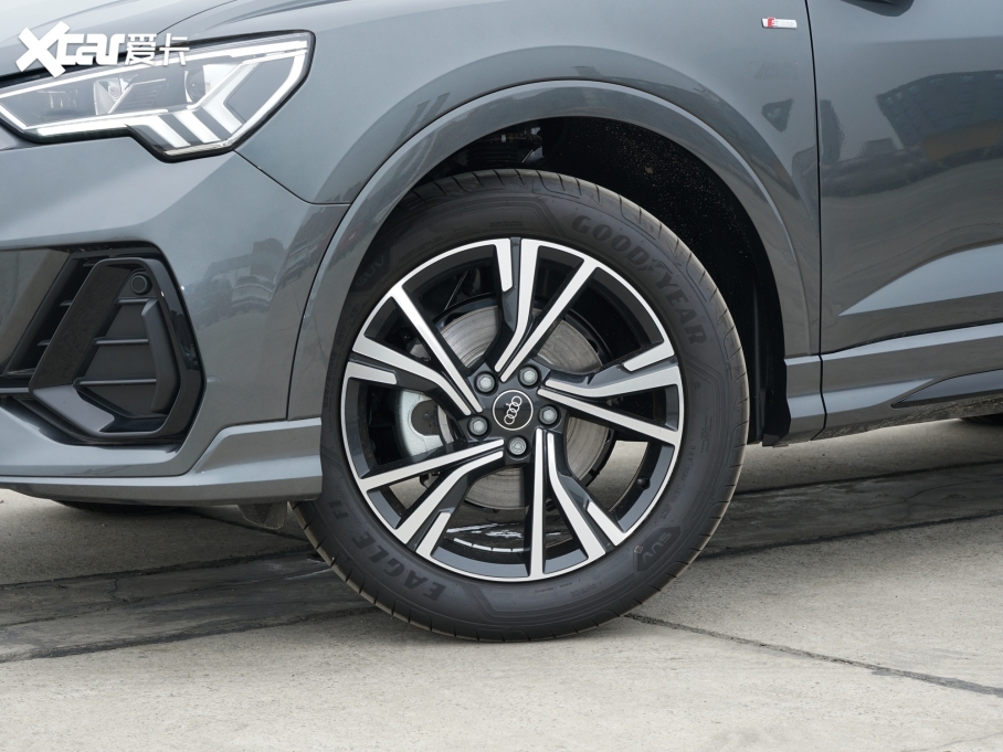 2023WQ3 Sportback Ŀ 40 TFSI r