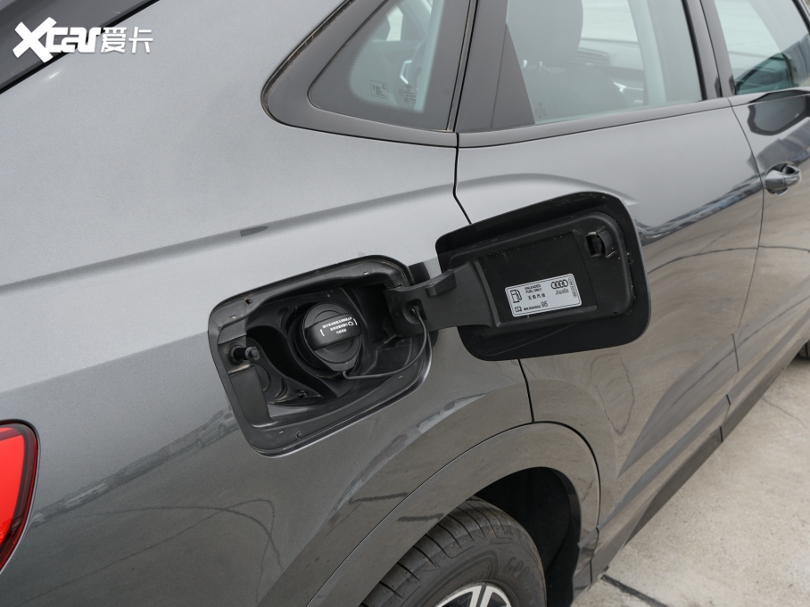 2023WQ3 Sportback Ŀ 40 TFSI r