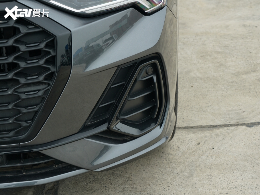 2023WQ3 Sportback Ŀ 40 TFSI r