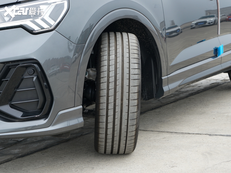 2023WQ3 Sportback Ŀ 40 TFSI r