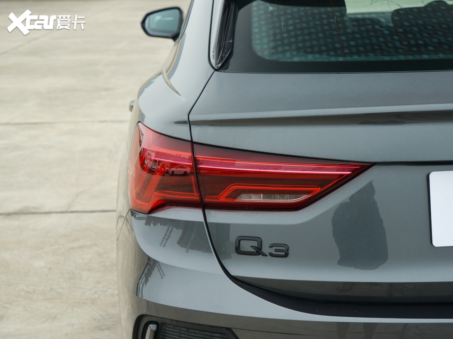 2023WQ3 Sportback Ŀ 40 TFSI r(sh)