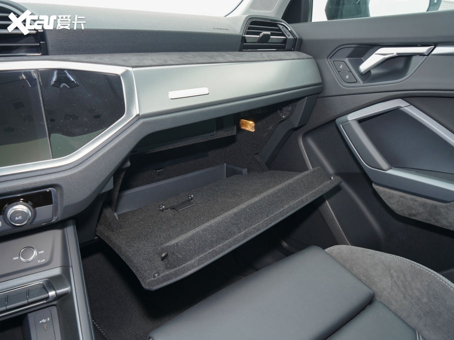 2023WQ3 Sportback Ŀ 40 TFSI r