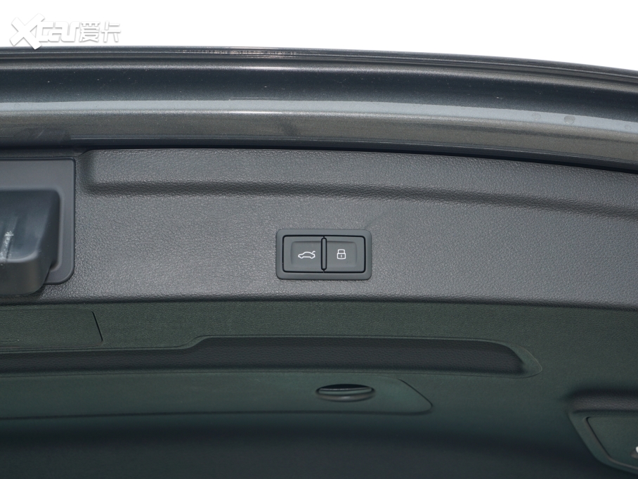 2023WQ3 Sportback Ŀ 40 TFSI r