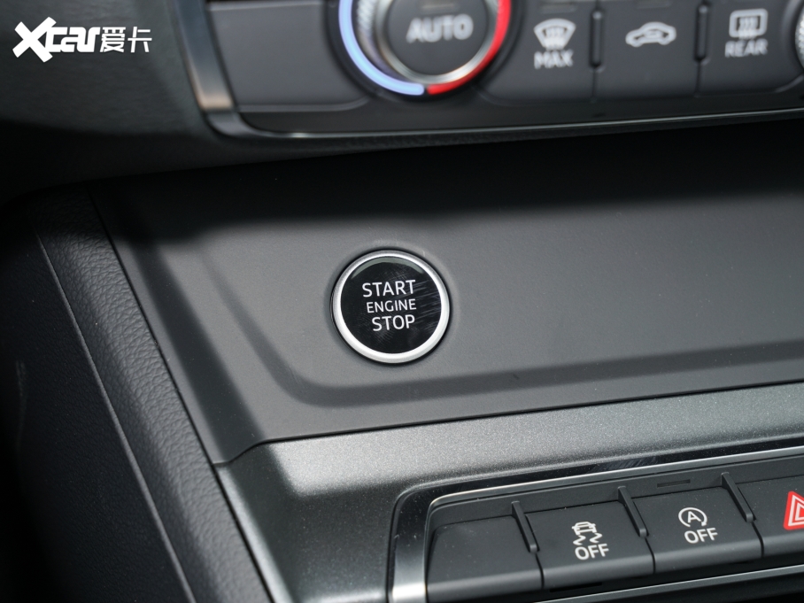 2023WQ3 Sportback Ŀ 40 TFSI r