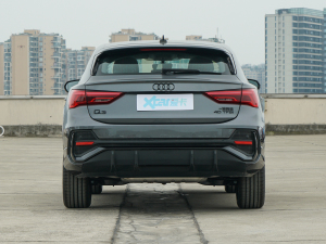 2023Ŀ 40 TFSI r(sh) 	