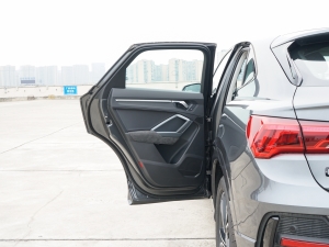 2023Ŀ 40 TFSI r ܇T