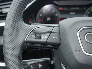 2023Ŀ 40 TFSI r п؅^