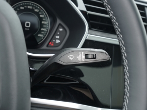 2023Ŀ 40 TFSI r п؅^