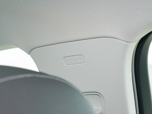 2023Ŀ 40 TFSI r п؅^