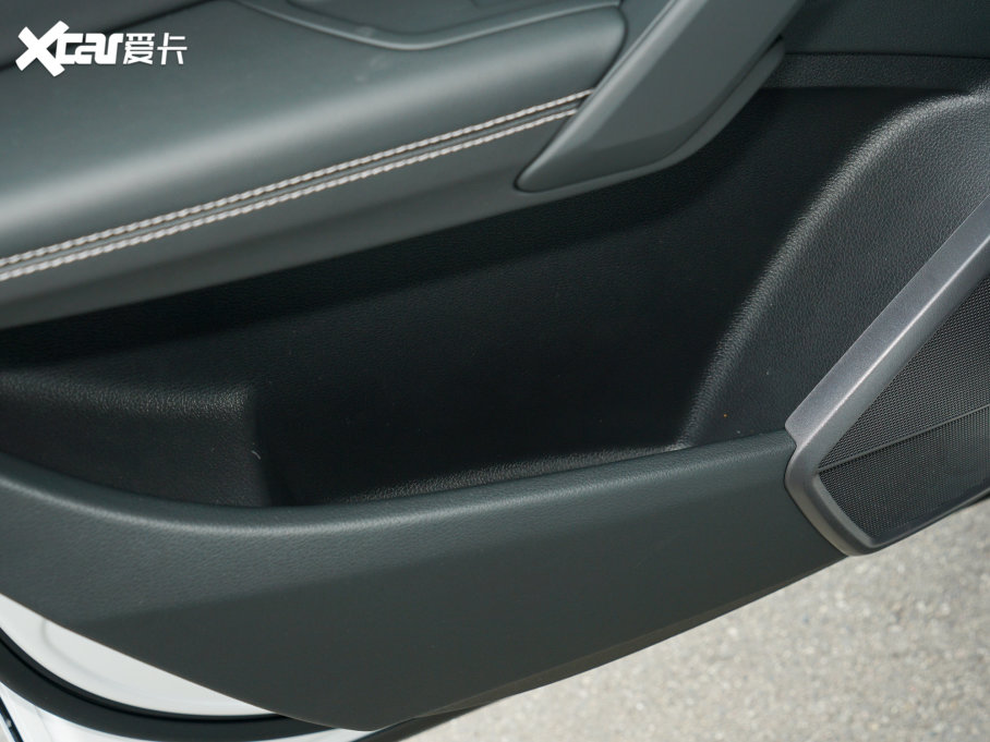 2023��W��Q5L 40T ���A�Ӹ���