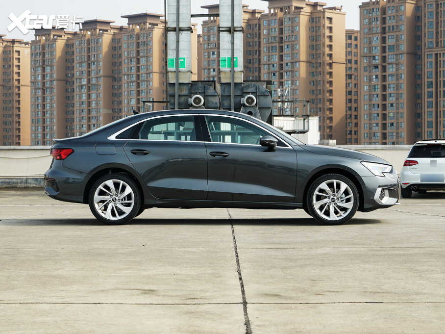 2023WA3 Limousine A3L Limousine 35 TFSI r