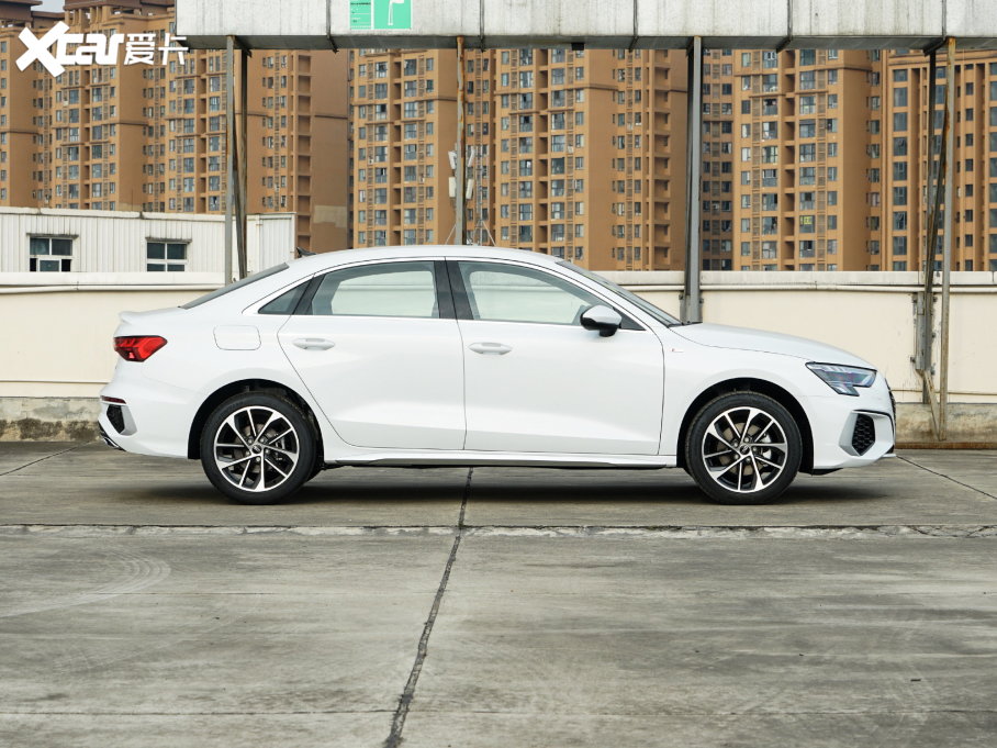 2023WA3 Limousine A3L Limousine 35 TFSI Mȡ\