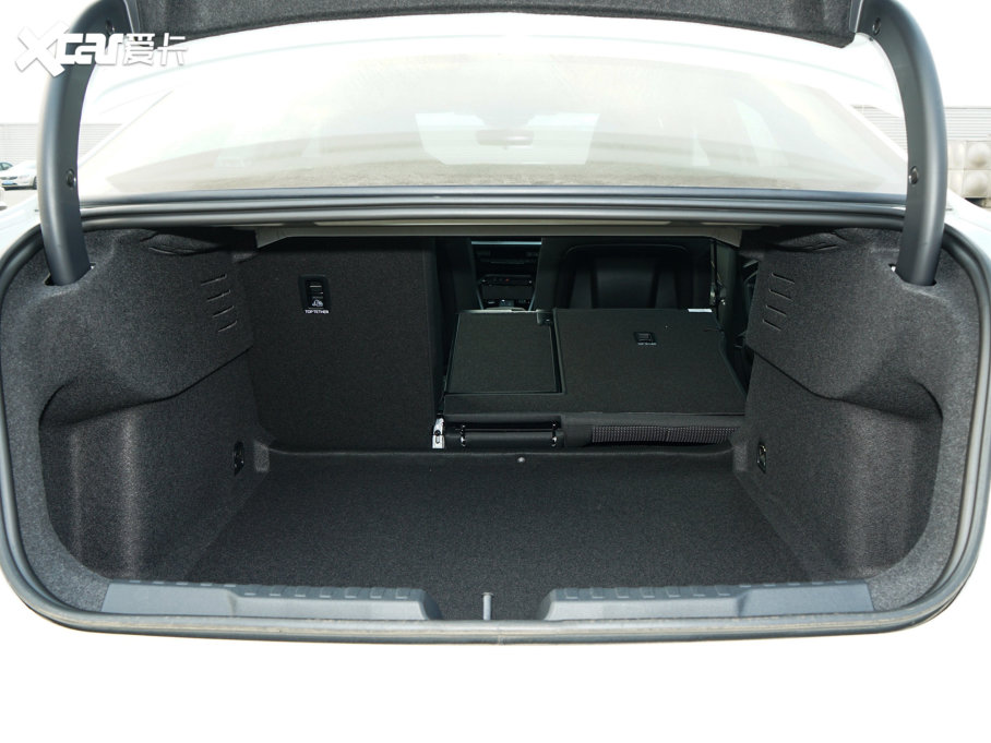 2023��W��A3 Limousine A3L Limousine 35 TFSI �Mȡ�\����