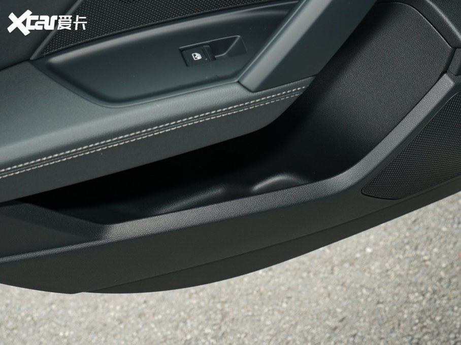 2023?yun)WA3 Limousine A3L Limousine 35 TFSI r(sh)\(yn)(dng)