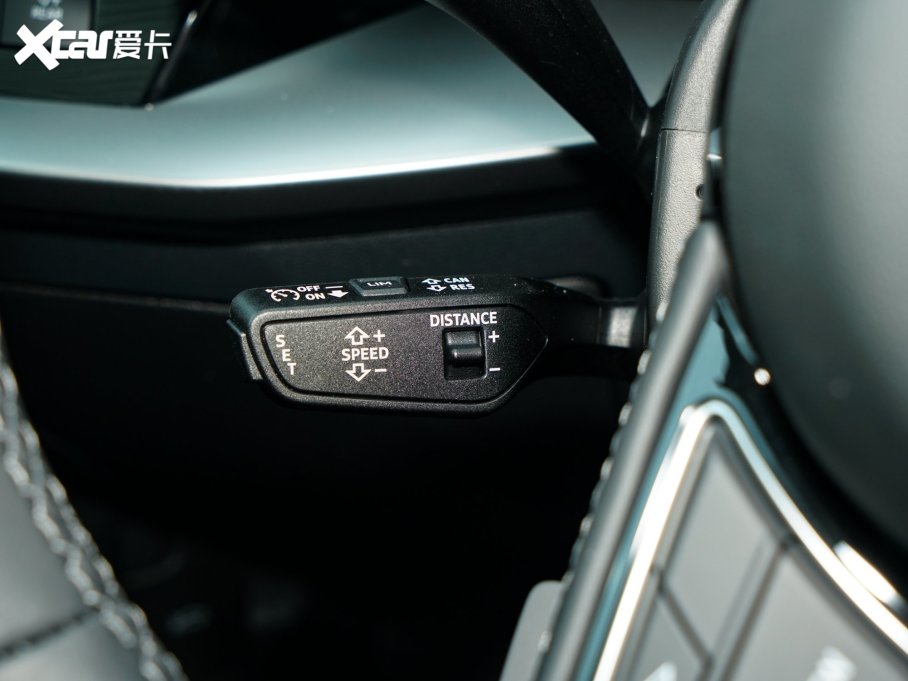 2023?yun)WA3 Limousine A3L Limousine 35 TFSI r(sh)\(yn)(dng)