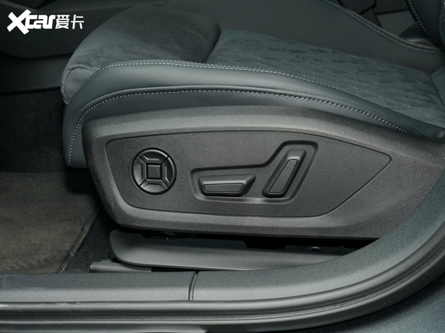 2023��W��A3 Limousine A3L Limousine 35 TFSI ���A�\����