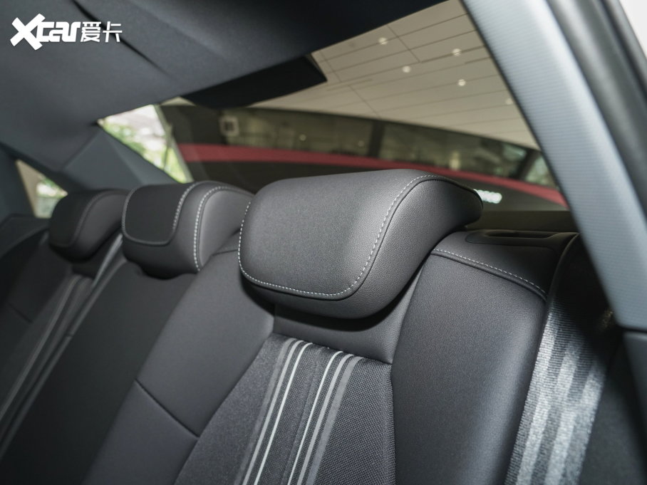 2023WA3 Limousine Ŀ A3L Limousine 35 TFSI r\