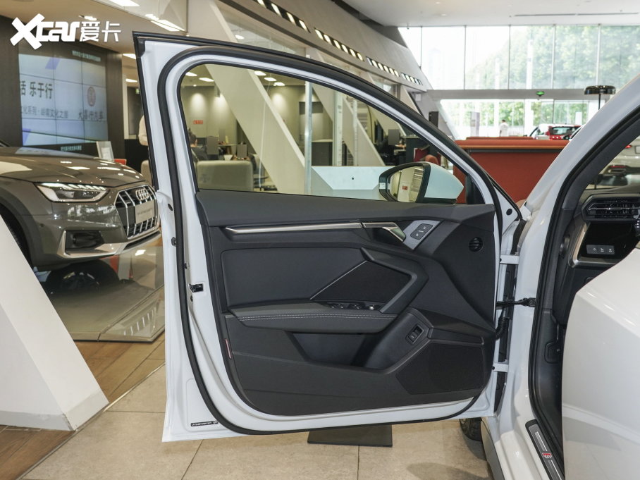 2023?yun)WA3 Limousine Ŀ A3L Limousine 35 TFSI r(sh)\(yn)(dng)