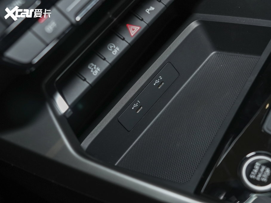 2023WA3 Limousine Ŀ A3L Limousine 35 TFSI r\