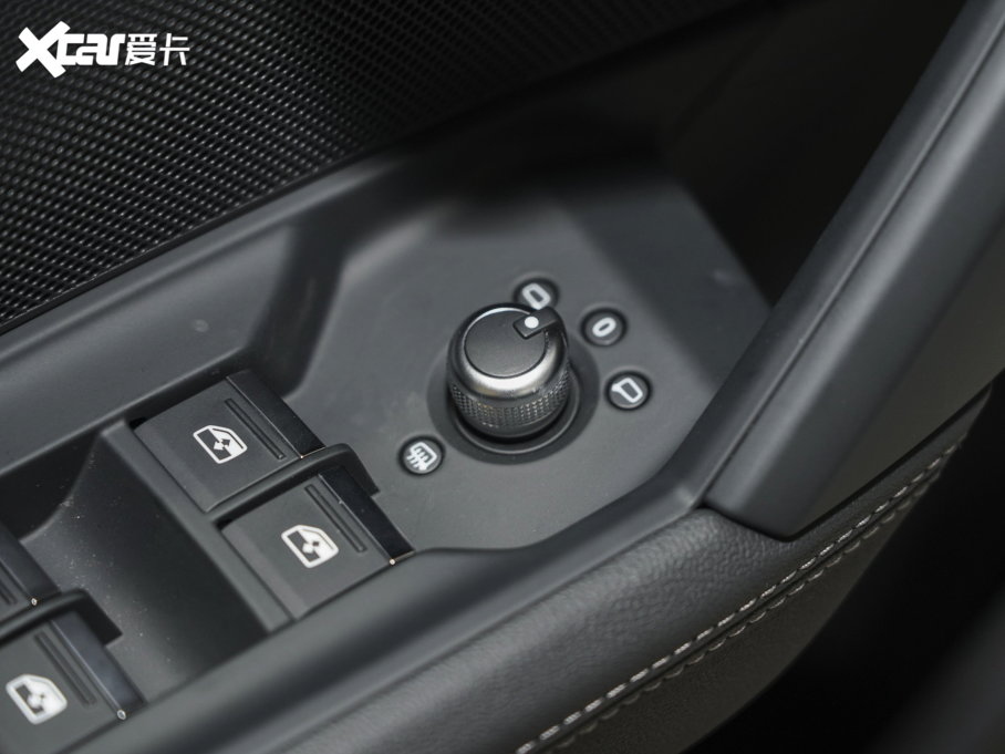 2023WA3 Limousine Ŀ A3L Limousine 35 TFSI r\