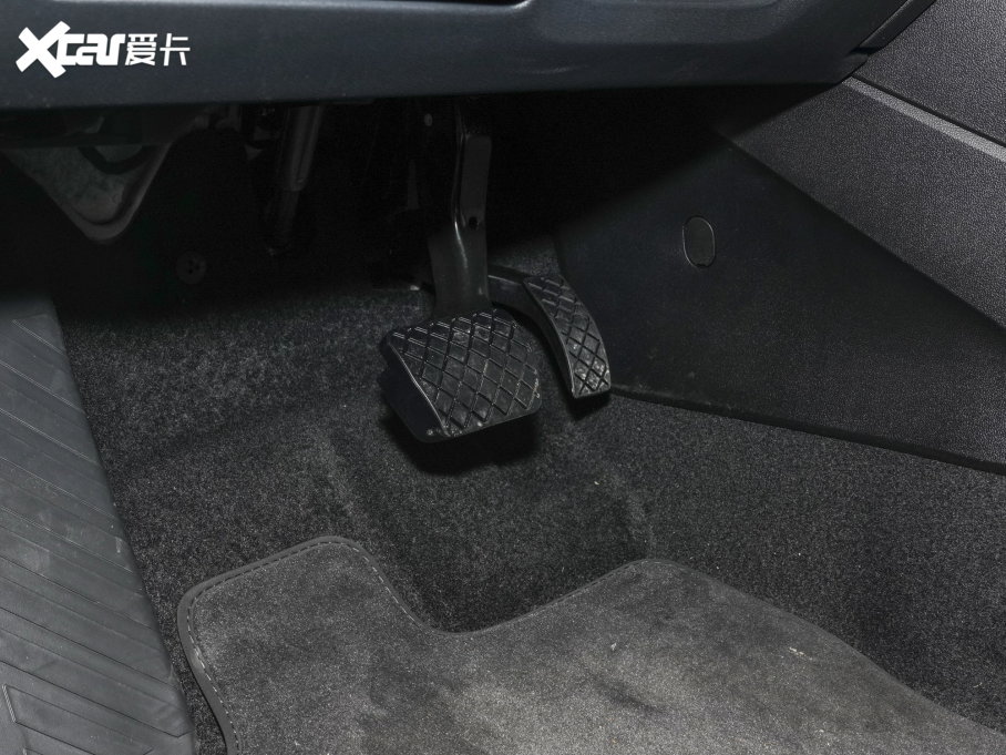 2023WA3 Limousine Ŀ A3L Limousine 35 TFSI r\