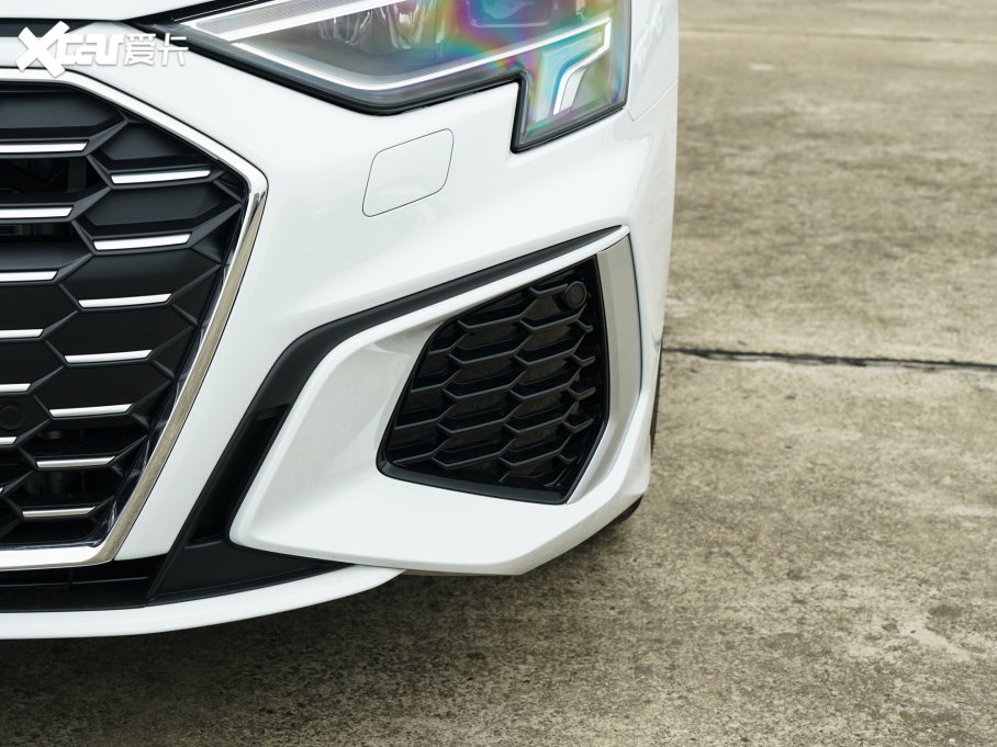 2023WA3 Limousine Ŀ A3L Limousine 35 TFSI A\