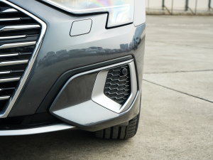 2023A3L Limousine 35 TFSI r ^