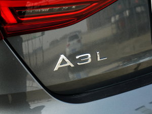 2023A3L Limousine 35 TFSI r ^