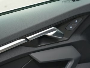 2023A3L Limousine 35 TFSI r п؅^(q)