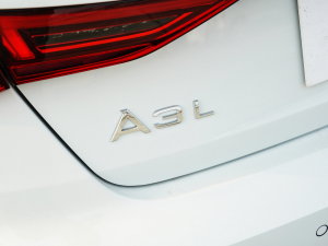 2023A(y)3L Limousine 35 TFSI Mȡ\ (ji)^