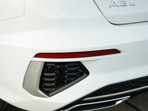 2023A3L Limousine 35 TFSI Mȡ\ ^