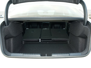 2023A3L Limousine 35 TFSI Mȡ\ g