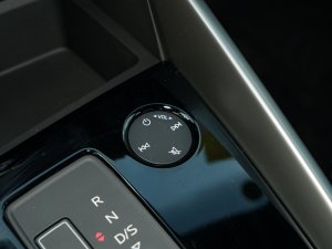 2023A(y)3L Limousine 35 TFSI M(jn)ȡ\(yn) {(dio)(ji)