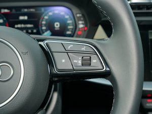 2023A3L Limousine 35 TFSI Mȡ\ п؅^(q)