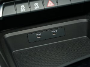 2023A3L Limousine 35 TFSI Mȡ\ п؅^