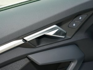 2023A3L Limousine 35 TFSI Mȡ\ п؅^