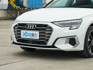 2023A3L Limousine 35 TFSI A ^