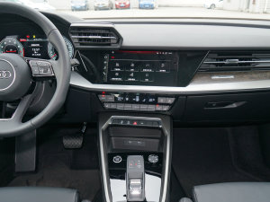 2023A(y)3L Limousine 35 TFSI A п_