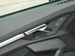 2023A3L Limousine 35 TFSI A п؅^