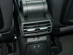 2023A3L Limousine 35 TFSI A п؅^