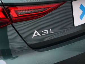 2023A(y)3L Limousine 35 TFSI r(sh)\(yn) (x)(ji)^