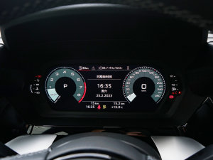 2023A(y)3L Limousine 35 TFSI r\(yn) x