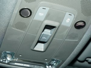 2023A3L Limousine 35 TFSI r\ п؅^