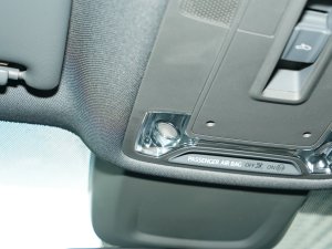 2023A3L Limousine 35 TFSI r\ п؅^