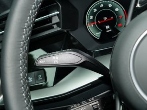 2023A(y)3L Limousine 35 TFSI A\ п؅^(q)