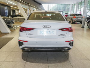 2023款改款 A3L Limousine 35 TFSI 时尚运动型 正后	