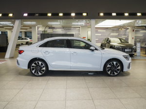 2023Ŀ A3L Limousine 35 TFSI r\ (c)ң